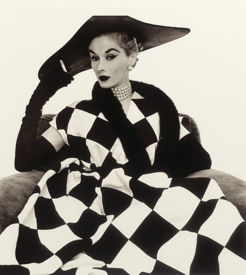 Fashion Photographers, Irving Penn, Harlequin Dress (Lisa Fonssagrives-Penn), New York, 1950, Art Institute of Chicago, IL, USA.