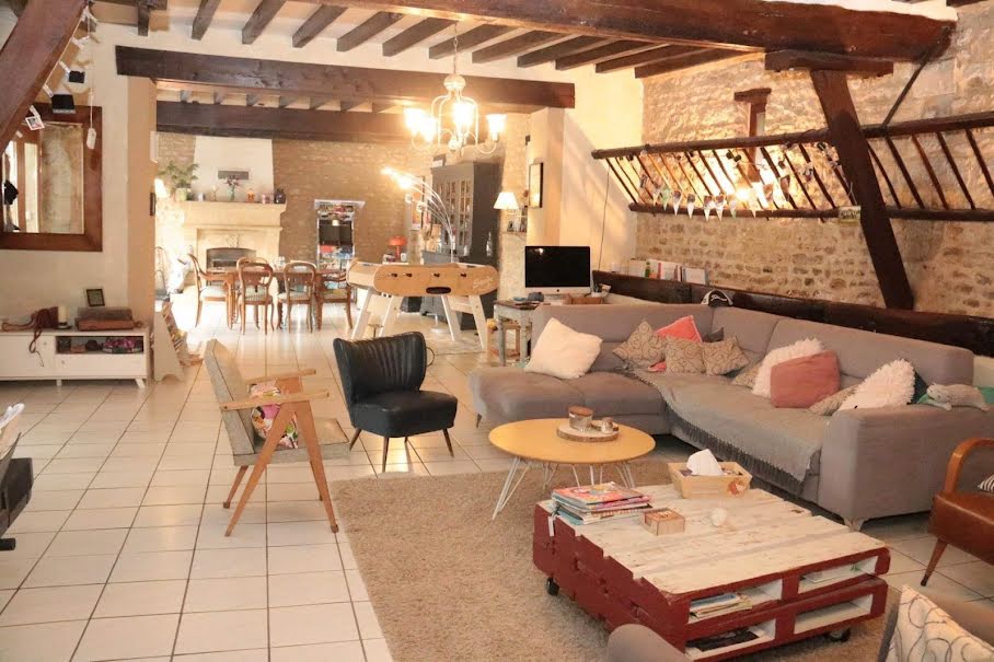 Vente maison 6 pièces 215.3 m² à Sainville (28700), 375 000 €