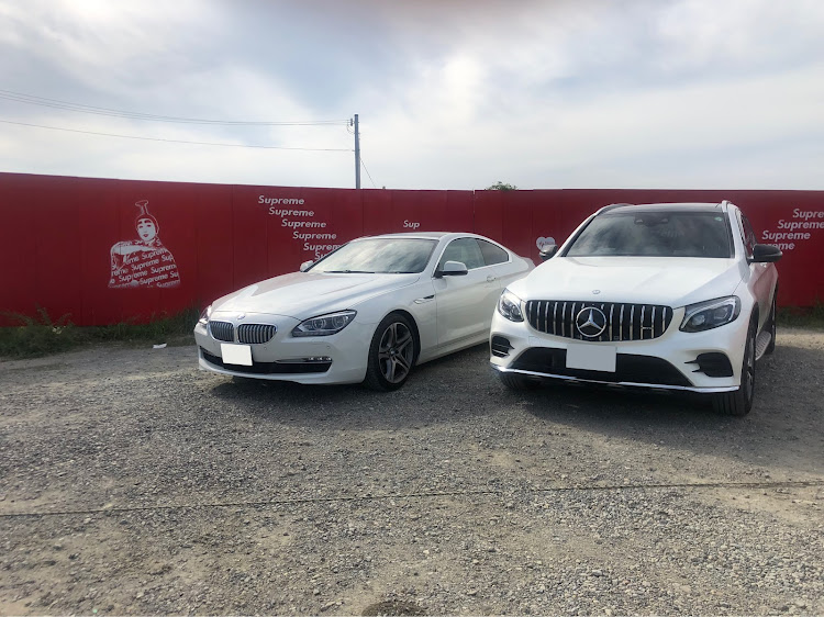 GLCのメルセデスベンツ・BMW6シリーズ・ドライブ・秋の気配に関するカスタム事例の投稿画像2枚目