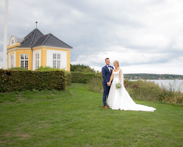 Fotógrafo de casamento Lone Lund-Hansen (lonelundhansen). Foto de 18 de março 2019