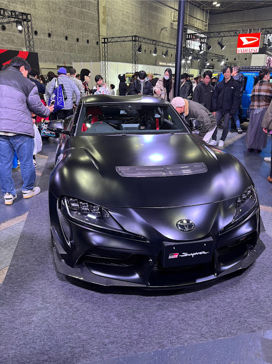ノアのノアヴォクエスク専用・エスクァイヤ化・低そうで低くない少し低い車・大阪オートメッセ2025に関するカスタム事例の投稿画像2枚目