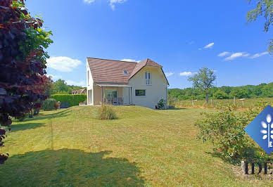 Maison avec jardin et terrasse 6