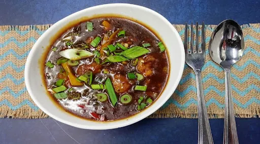 Sliced Chicken In Black Bean Sauce