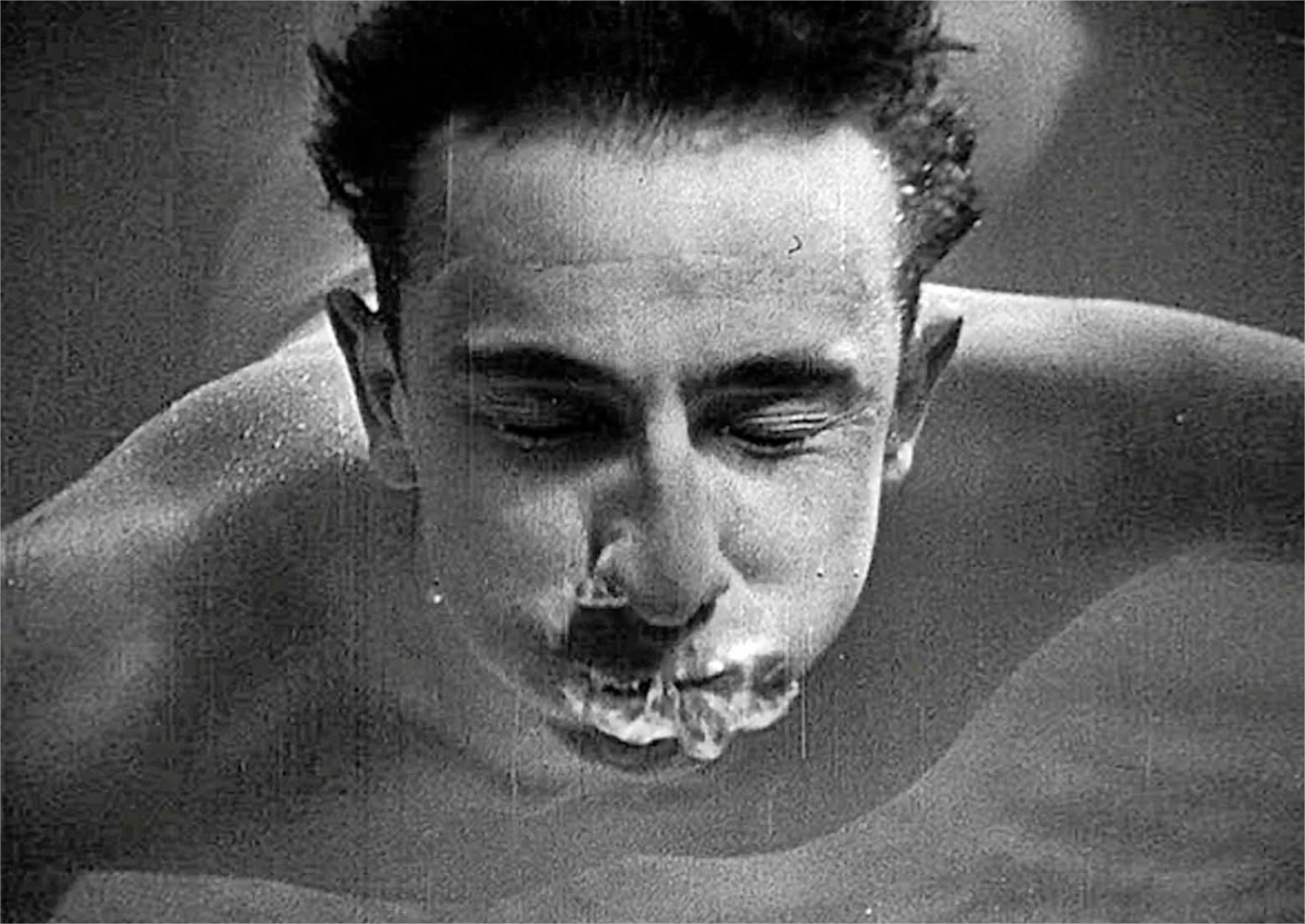 Taris, rey del agua (Jean Vigo, 1931).