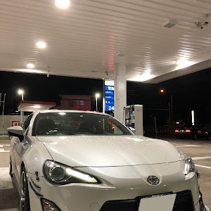 86