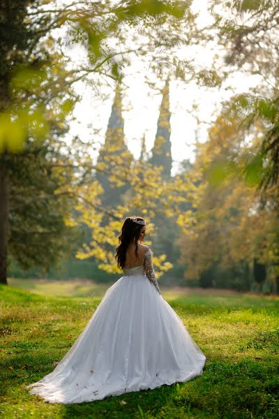 Fotograf ślubny Levani Kalmakhelidze (photographer). Zdjęcie z 21 stycznia 2022