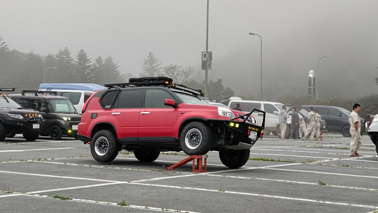 RAV4のRAV4 HYBRID ADVENTURE・オフスタイルミーティング・ダミーアンテナ取付・スマホ撮影に関するカスタム事例の投稿画像20枚目