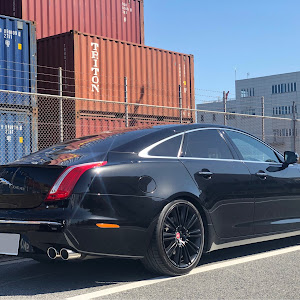 XJ