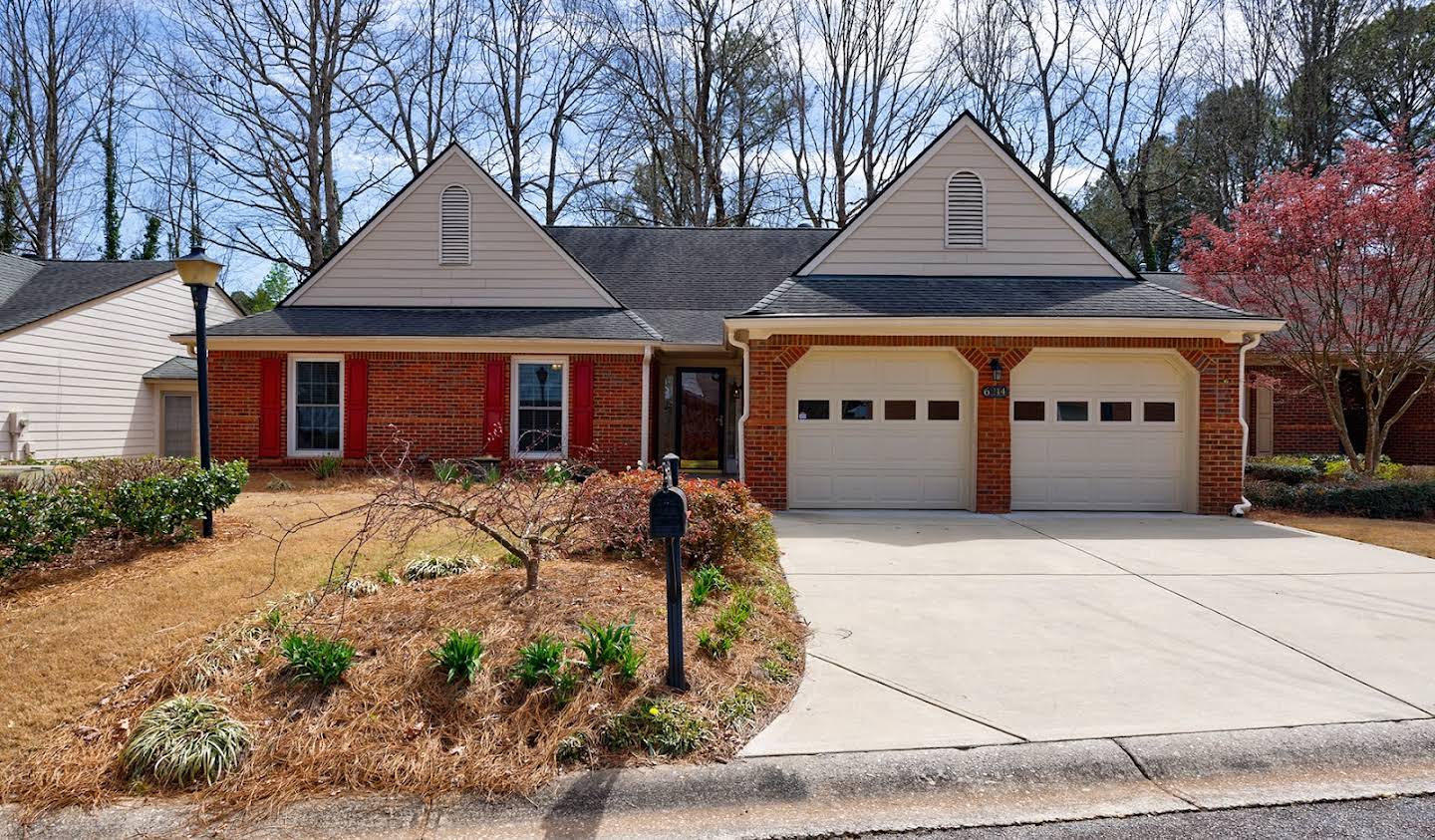 Farm house with garden Peachtree Corners