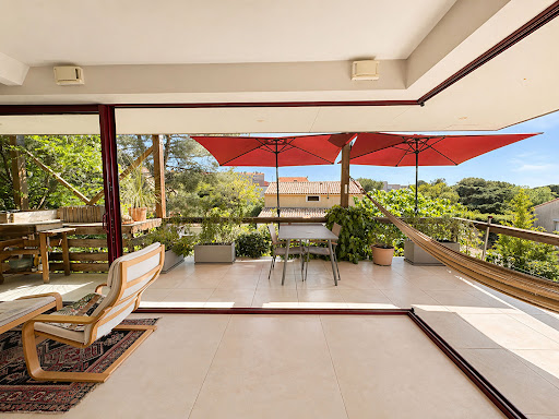 House with pool and terrace 3