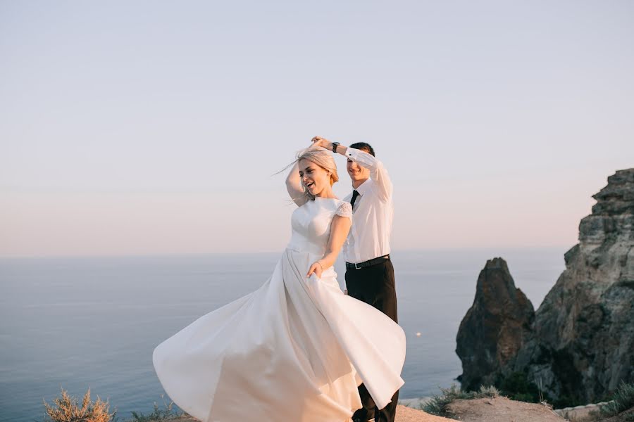 Fotógrafo de casamento Vitaliy Belov (beloff). Foto de 11 de agosto 2017