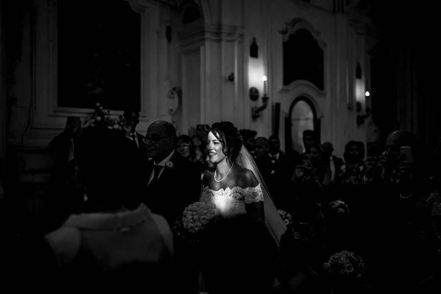 結婚式の写真家Leonardo Scarriglia (leonardoscarrig)。2019 7月6日の写真