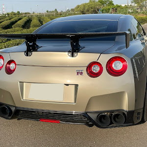 NISSAN GT-R R35