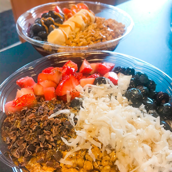 Acai bowl