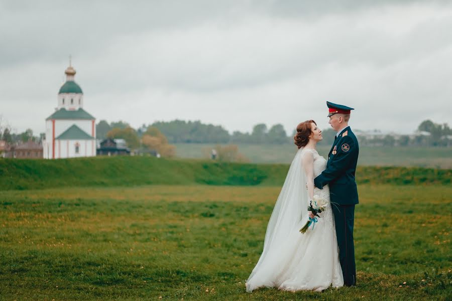 Fotograf ślubny Dmitriy Stenko (loveframe). Zdjęcie z 16 maja 2015