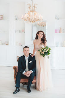 Wedding photographer Ekaterina Danilova (katerinadanilova). Photo of 12 April 2020
