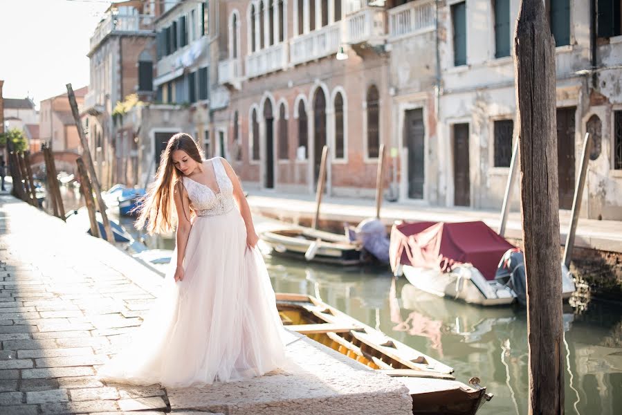 Fotógrafo de casamento Larisa Paschenko (laraphotographer). Foto de 9 de maio 2018