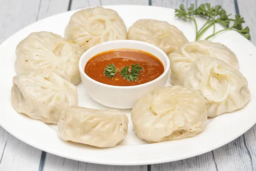 Veg Steamed Momos [4 Pieces]