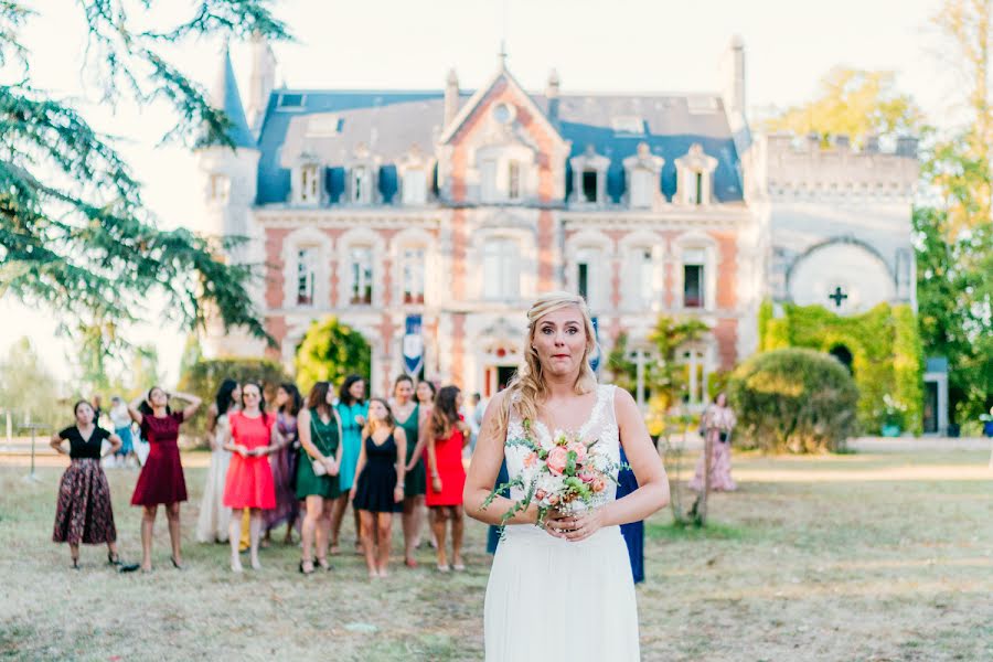 Fotografo di matrimoni Hélène Destruhaut (destruhaut). Foto del 14 aprile 2019