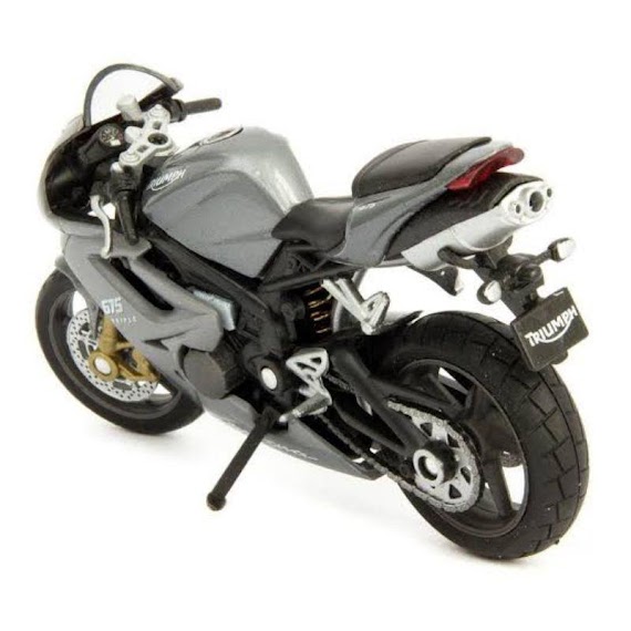 Mô Hình Xe Môtô Triumph Daytona 675 1:18 - 12822Pw