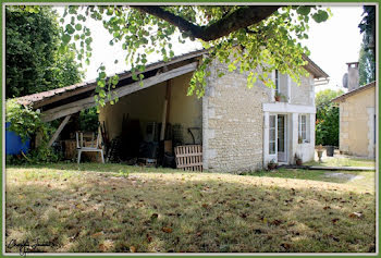 maison à Chalais (16)