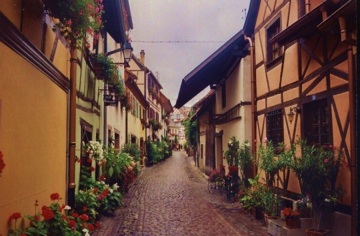 Eguisheim in un giorno di pioggia di lady oscar