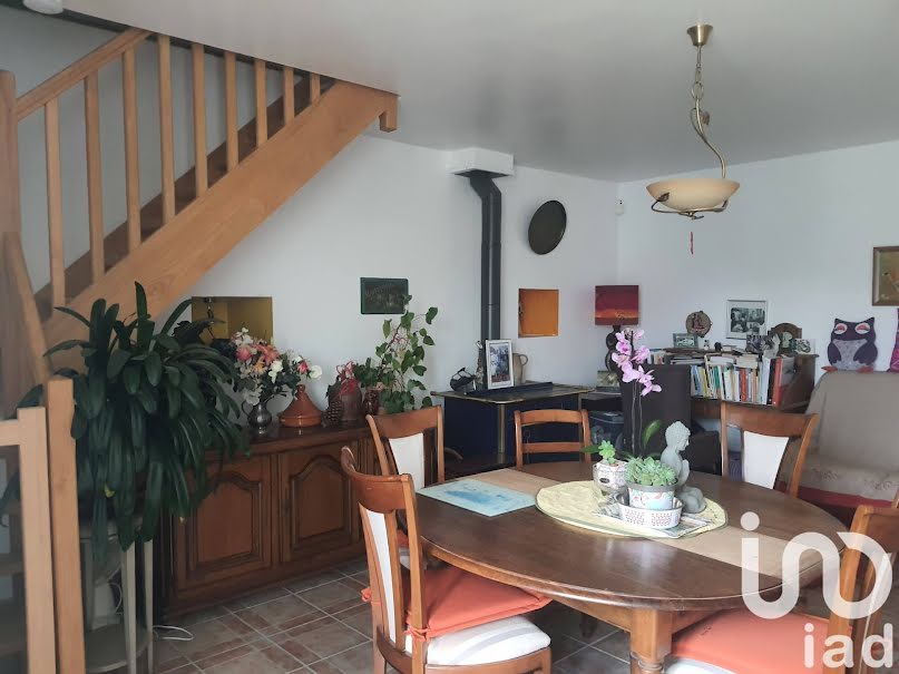 Vente maison 5 pièces 170 m² à Les Eglises-d'Argenteuil (17400), 280 000 €