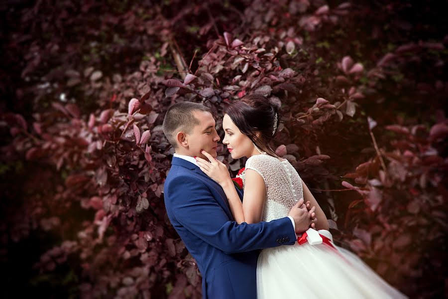 Bryllupsfotograf Pavel Surkov (weddphotoset). Foto fra oktober 5 2015