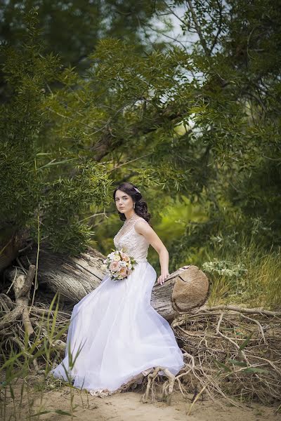 Fotógrafo de casamento Aleksandra Ermilina (sandra1605). Foto de 18 de outubro 2018