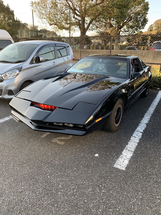 ポンティアック・トランザムの洗車・ナイトライダーに関するカスタム事例の投稿画像2枚目