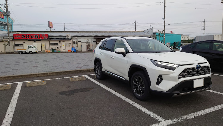 RAV4のRAV4・車中泊・魚・夕日・ドライブに関するカスタム事例の投稿画像2枚目