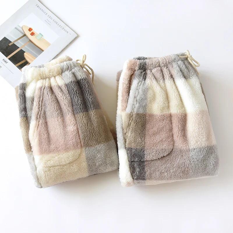 Çiftler için pijama altları Rahat ve sıcak geceler Onun ve onun için eşleşen pijamalar Rahatlama garantili İki kişilik ideal tasarım Konforlu ve keyifli uyku deneyimi