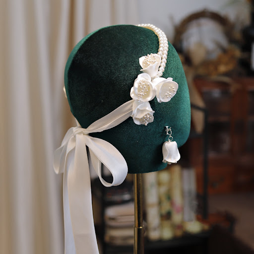 Title 4, Brides White Temperament Satin Hair Accessory ...