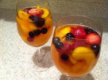 White Peach Sangria