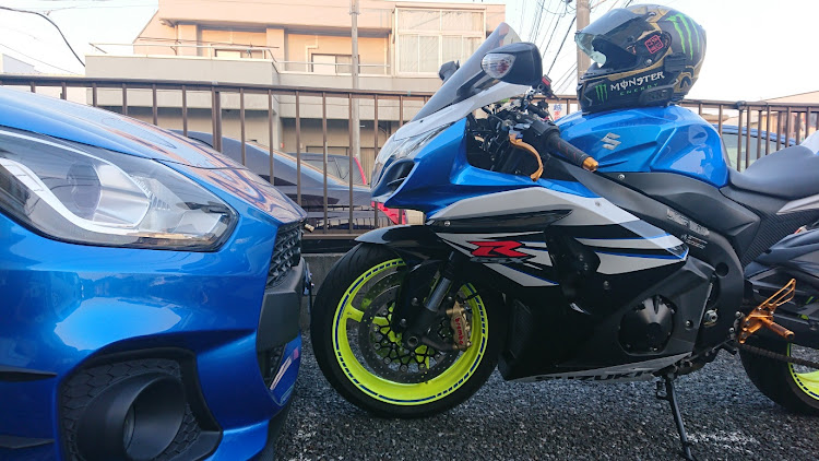 スイフトスポーツのgsx-r1000・コロナウイルスに負けるな・マスクGET・暖かくなって来ましたねに関するカスタム事例の投稿画像1枚目