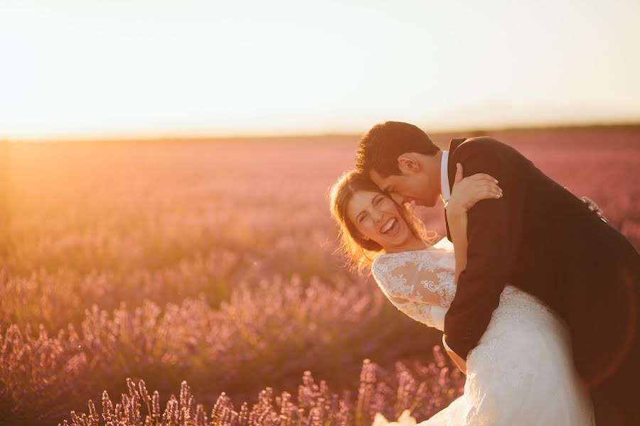 Fotógrafo de casamento Octavian Craciun (octavuss). Foto de 30 de setembro 2014