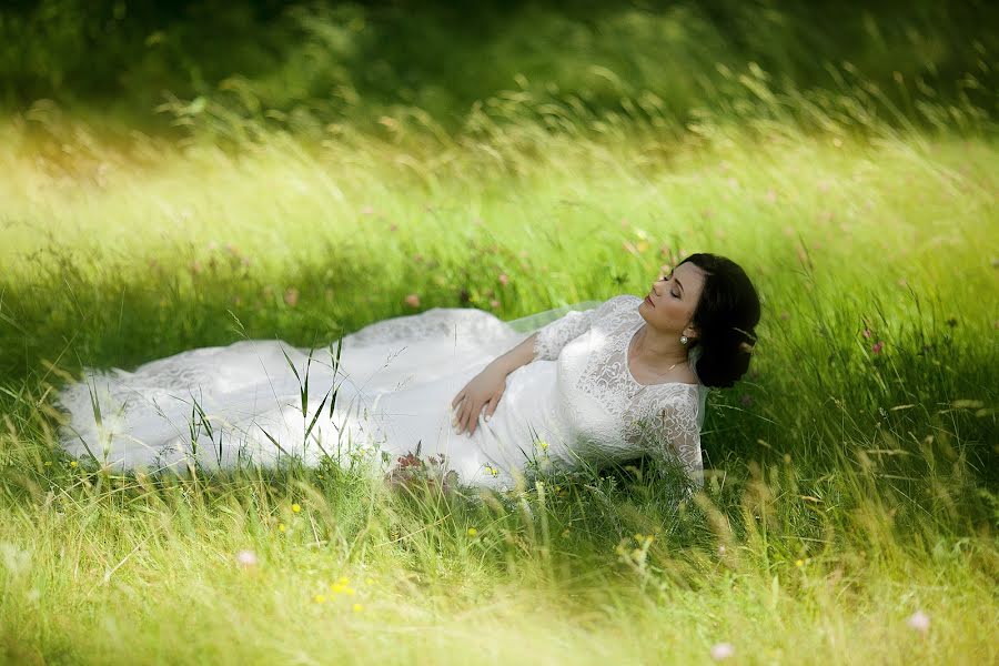 Fotógrafo de bodas Olya Shlemenkova (missolka). Foto del 2 de octubre 2016