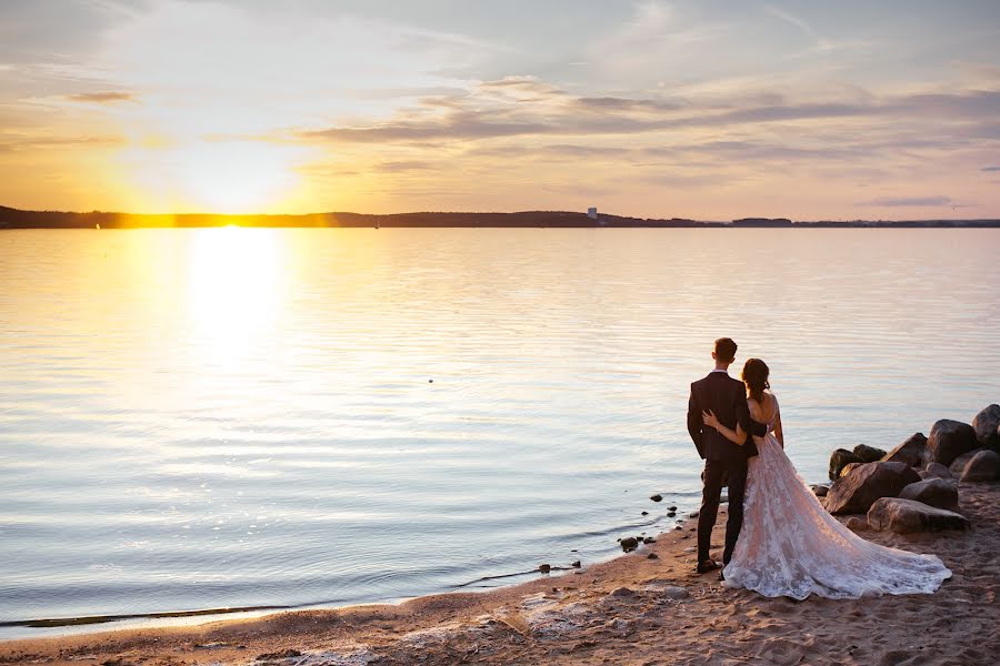 Fotógrafo de casamento Sergey Tarasov (noodle2014). Foto de 14 de setembro 2021