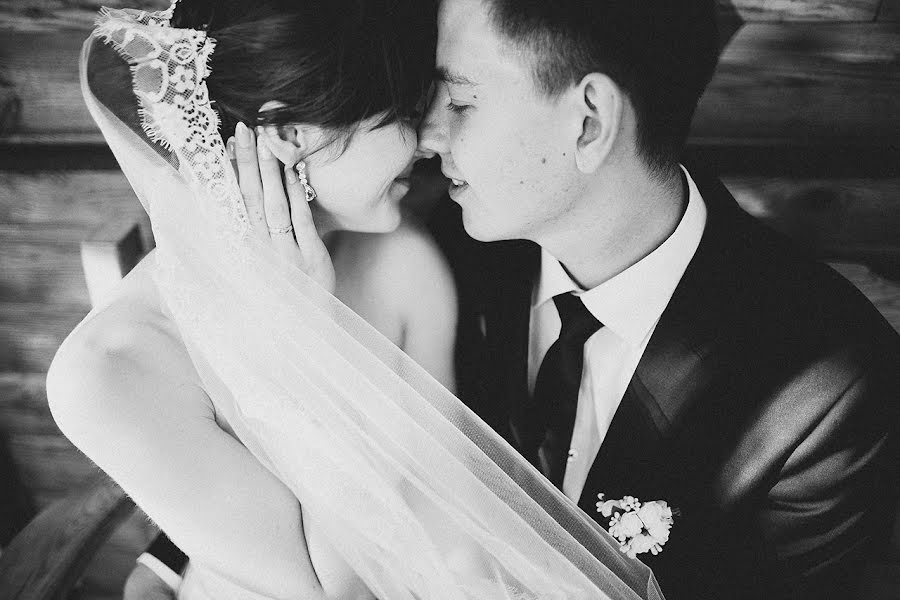 結婚式の写真家Andrey Kalitukho (kellart)。2015 9月14日の写真