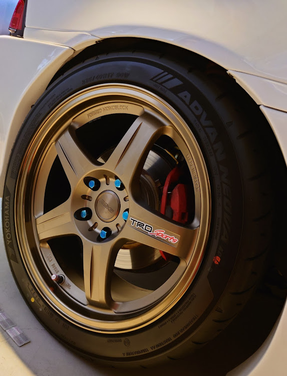 MR2のタイヤ交換・NEOVA AD09・POTENZA RE-71RSに関するカスタム事例の投稿画像2枚目