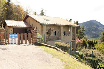 chalet à Seyne les alpes (04)