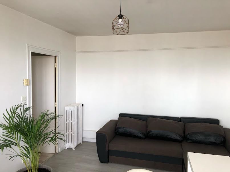 Location meublée appartement 3 pièces 55 m² à Clermont-Ferrand (63000), 750 €