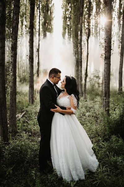 Fotografo di matrimoni Caragin Mircea (westmedia). Foto del 17 giugno 2019