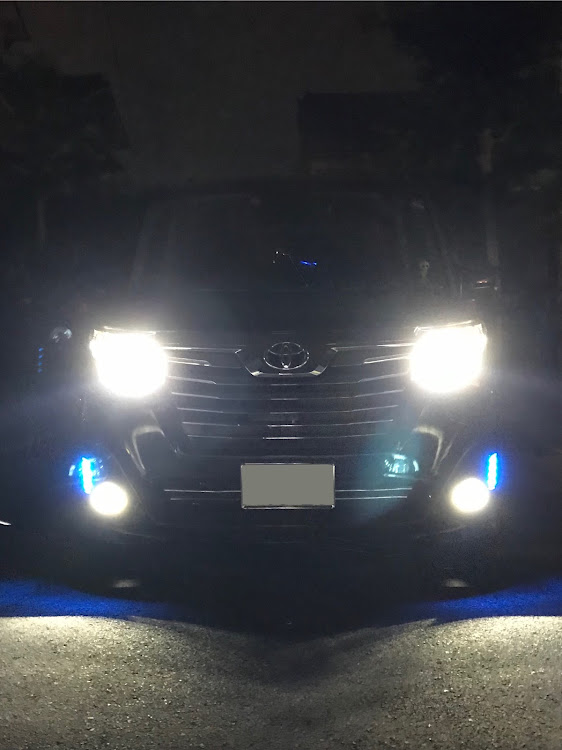 ルーミー タンク LEDスタイリッシュビーム