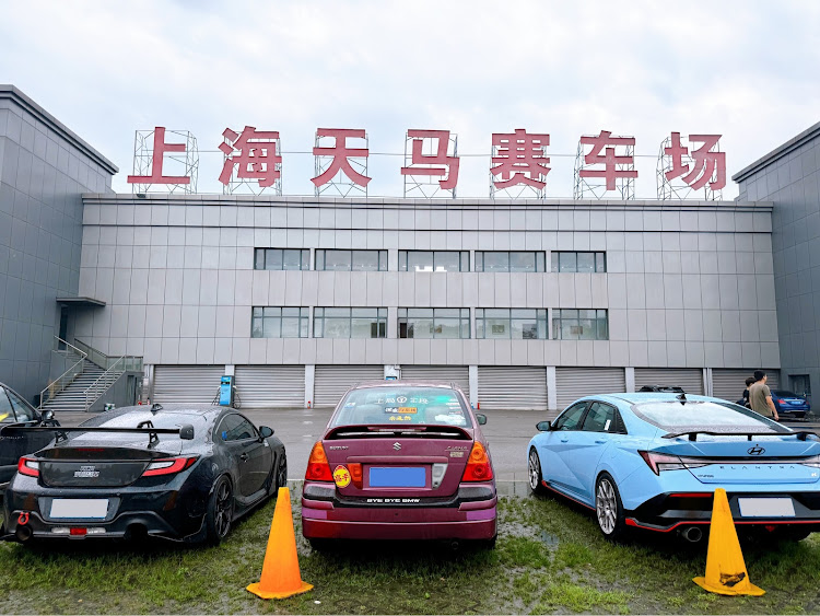 剣心さんが投稿したELANTRA・HYUNDAIに関するカスタム事例の投稿画像7枚目