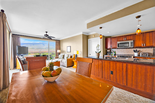 Apartment with terrace and pool 4