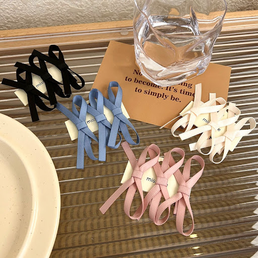 Title 6, French Lace Style Hair Clip Sweet and Spicy Atm...