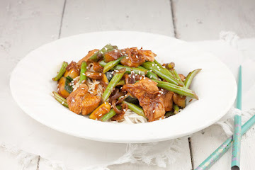 Chicken and green bean stir-fry