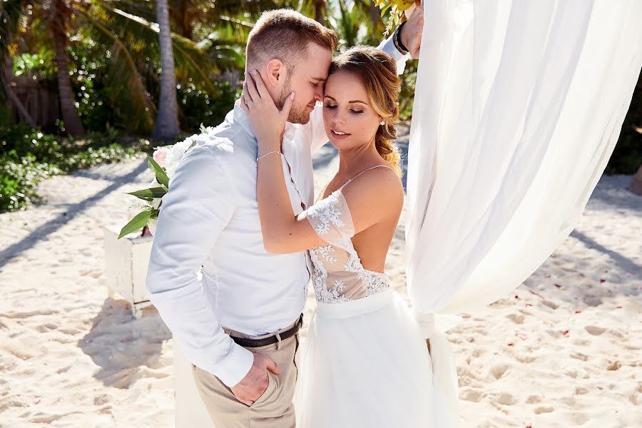 Fotógrafo de bodas Radiy Rinatovich (radiy). Foto del 14 de diciembre 2018