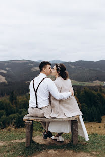 Fotógrafo de casamento Oleg Chudakevich (l0l1kggg). Foto de 14 de janeiro 2022